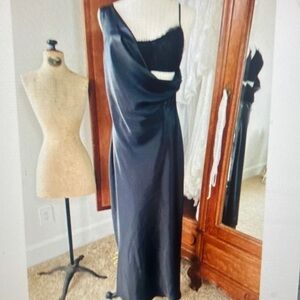 Elegant Black Evening Dress